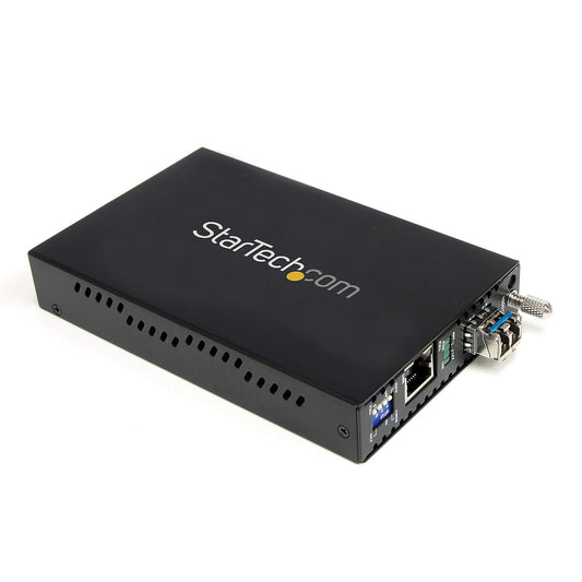 StarTech Convert and extend a Gigabit Ethernet connection up to 24.8 miles/40km over Sing